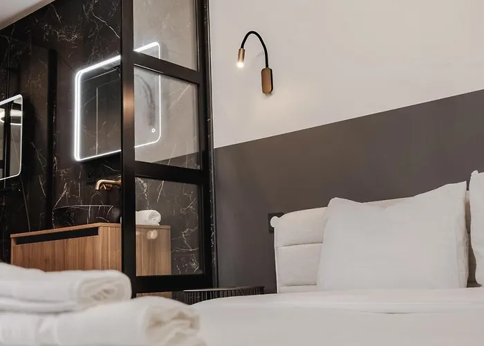 Elegance & Calme : Centre/gare/cite Gastronomie Apartamento *